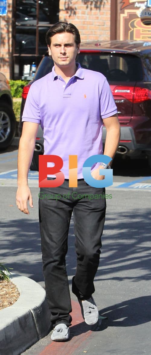 Scott Disick strolls in Calabasas