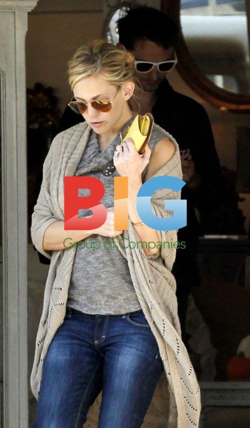 Kate Hudson and Matt Bellamy Shop for Furniture