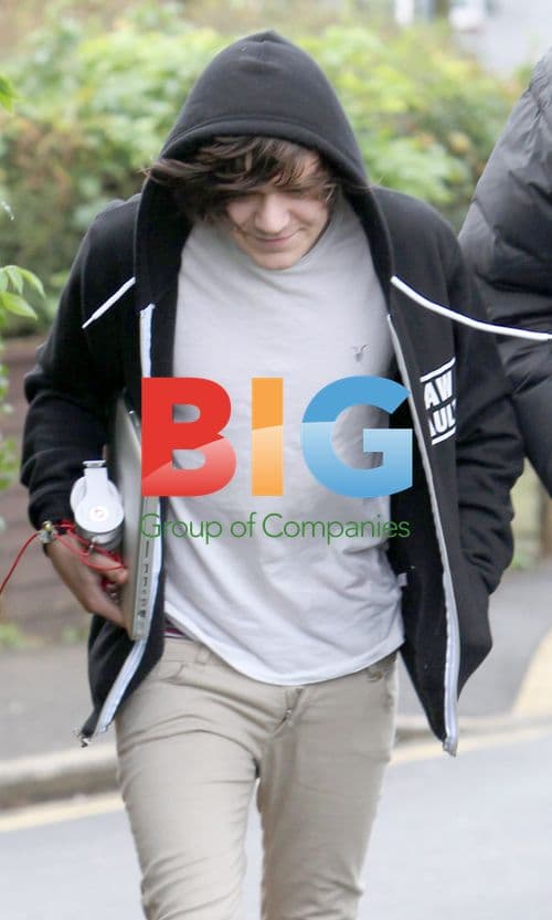 Frankie Cocozza returns home after X Factor