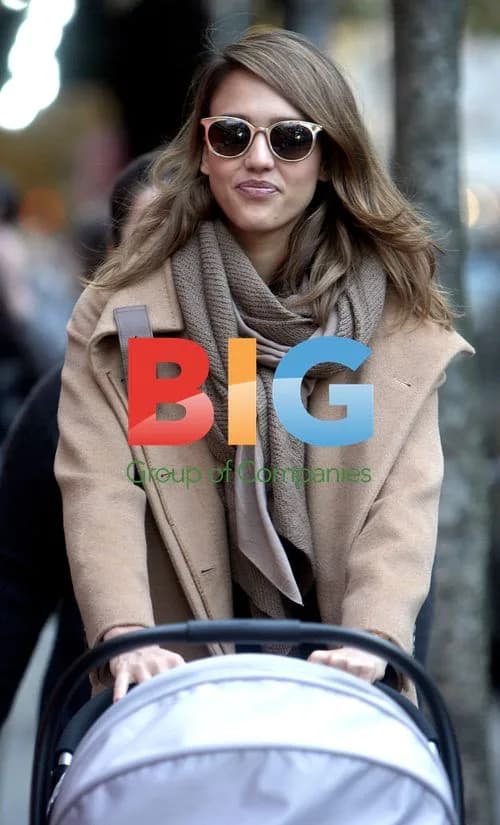 Jessica Alba shops in Soho with baby