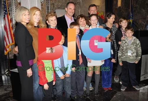 Chris Meloni and Dena Hammerstein at Empire State Building