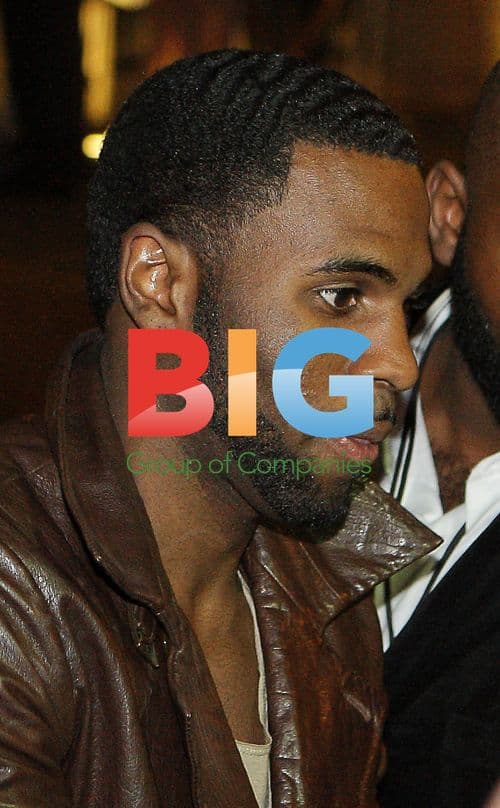 Jason Derulo Meets Fans in Belfast