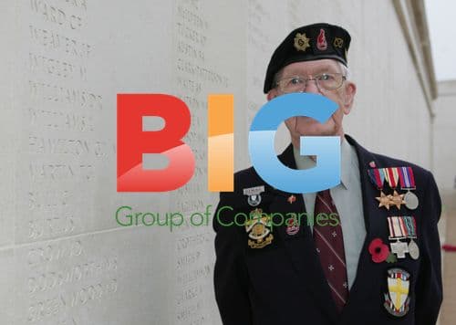 Minute of silence for Armistice Day at UK memorial