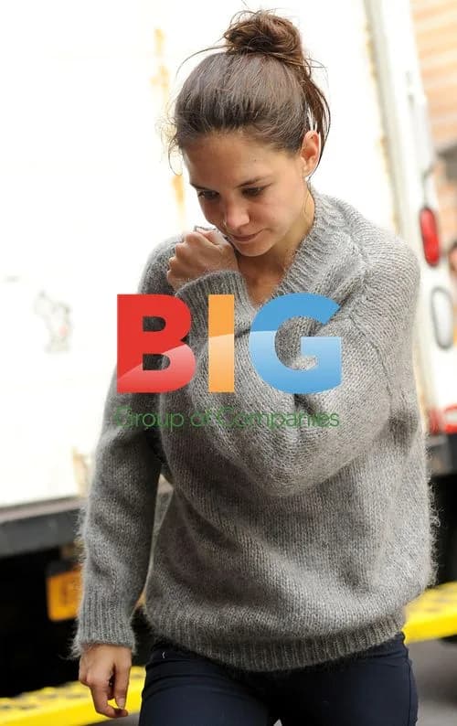 Katie Holmes Leaving Gym in NYC