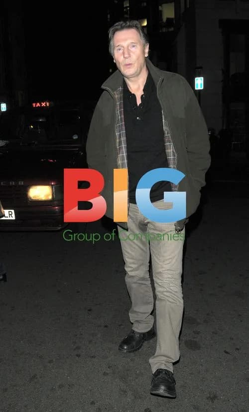 Liam Neeson Leaves Scotts Restaurant