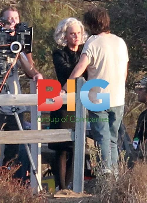 Katy Perry on "The One That Got Away" video set