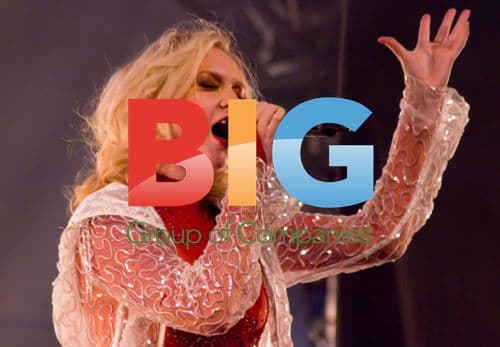 Kitty Brucknell Performs at Christmas Light Switch-On