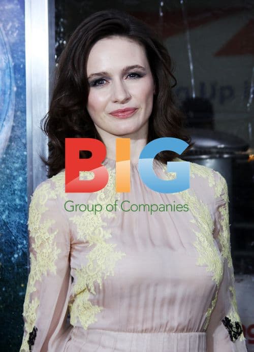 Emily Mortimer at 'Hugo' Premiere