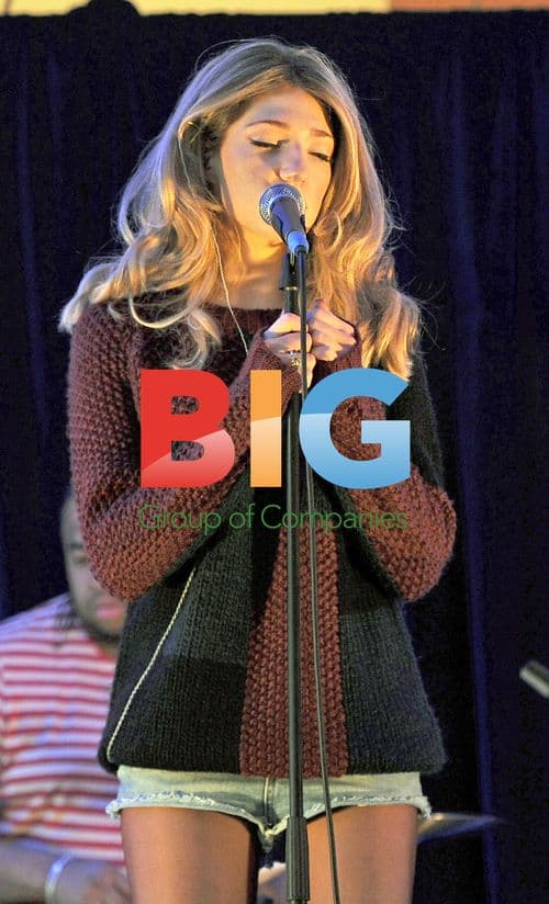 Nicola Roberts Performs Secret Gig