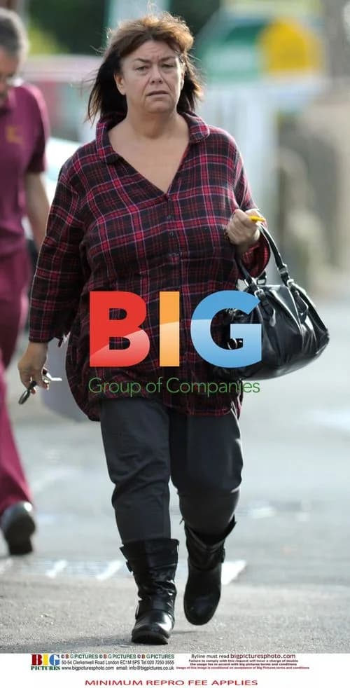 Dawn French Goes Shopping