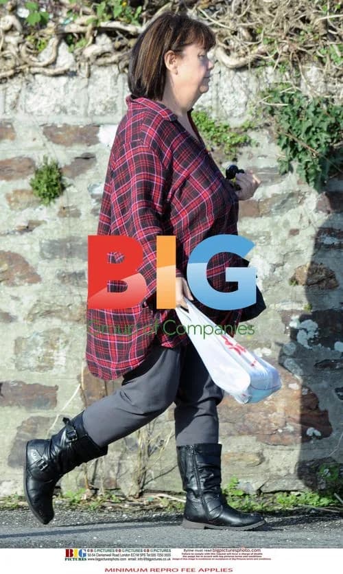 Dawn French Goes Shopping in Cornwall
