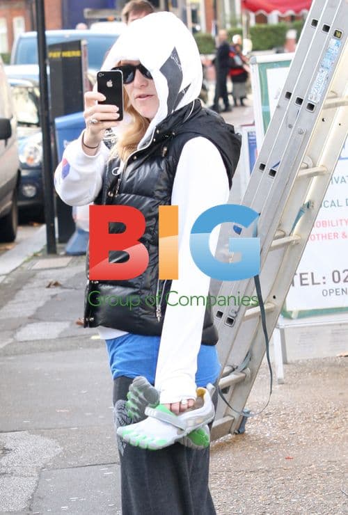 Matt Belamy and Kate Hudson Paparazzi Chase