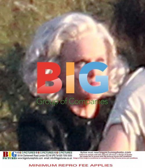 Katy Perry on set for "The One That Got Away" video