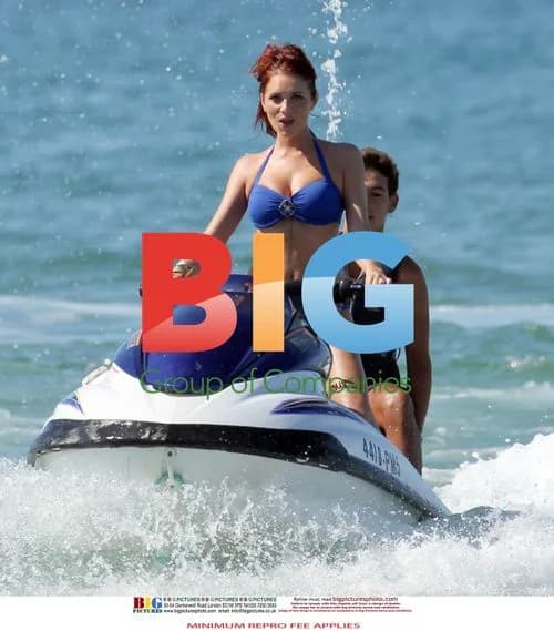 Amy Childs Jet Skies in Portugal