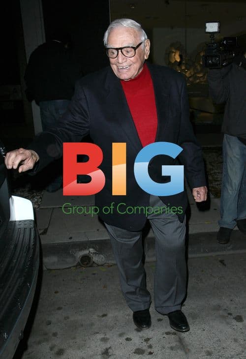 Ernest Borgnine Dines in West Hollywood