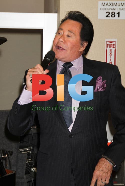 Wayne Newton Honored for 30 Years of Support