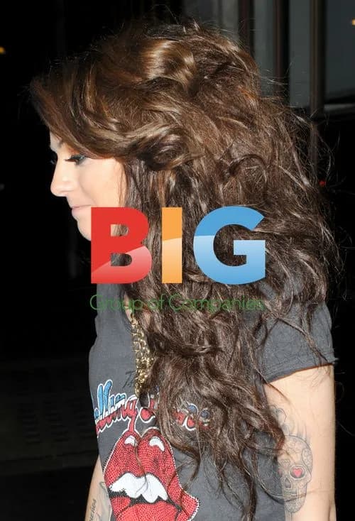 Cher Lloyd Leaving Radio 1 Studios