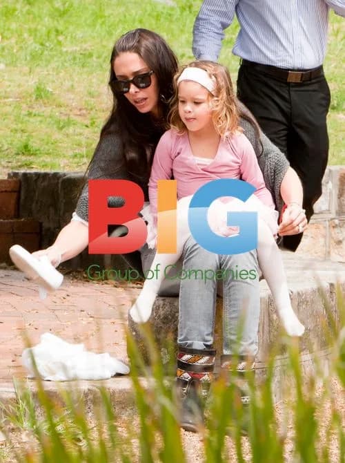 Erica Packer with Kids at Park in Bondi, Sydney