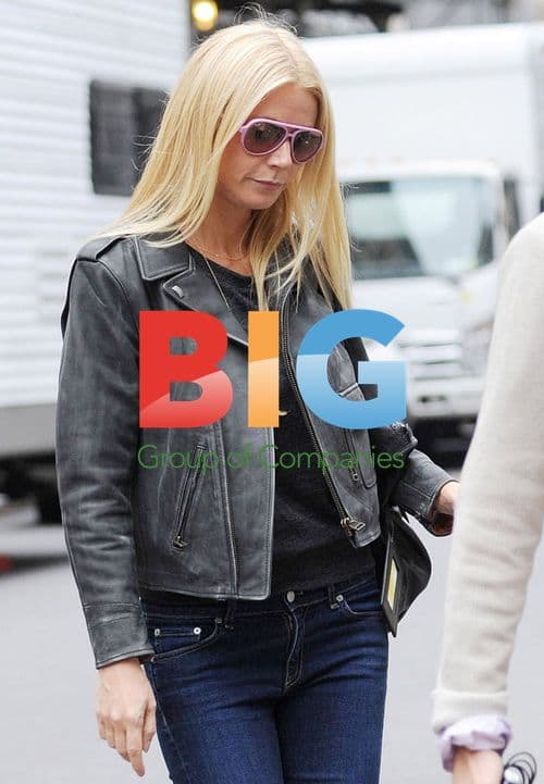 Gwyneth Paltrow on Set in Chelsea