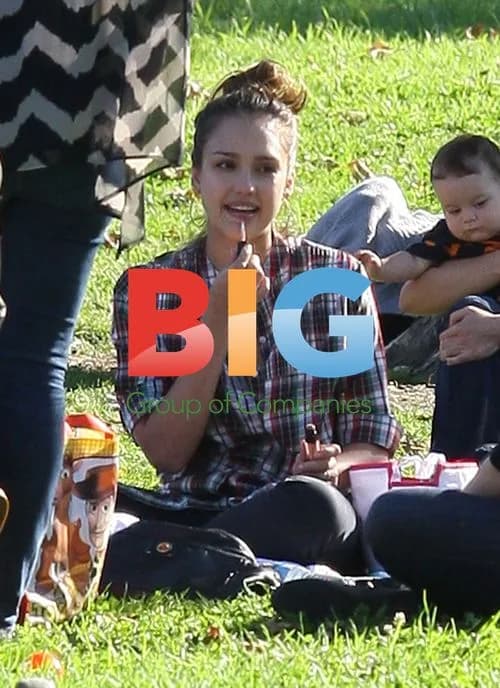 Jessica Alba at Family Birthday Party