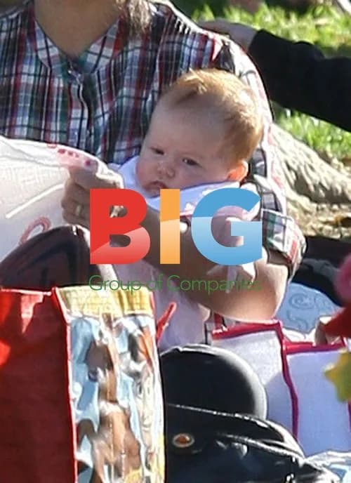 Jessica Alba at Family Birthday Party