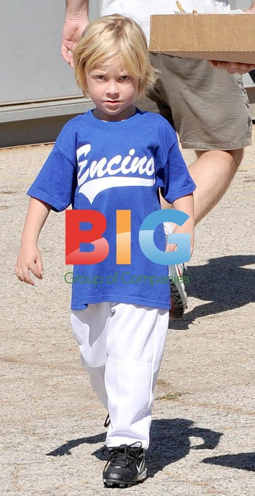 Dean Mcdermott and son Liam at softball practice