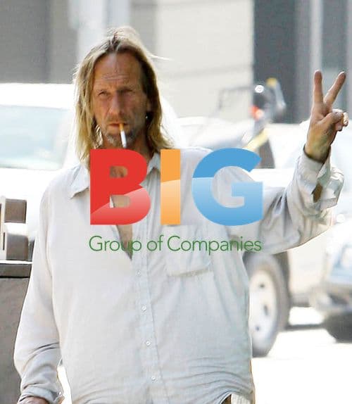 Homeless Man Blames Jennifer Aniston for Street Life