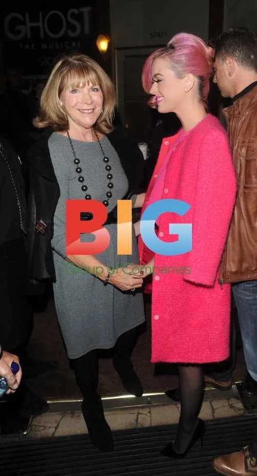 Katy Perry and Mother-in-Law See 'Ghost' in London