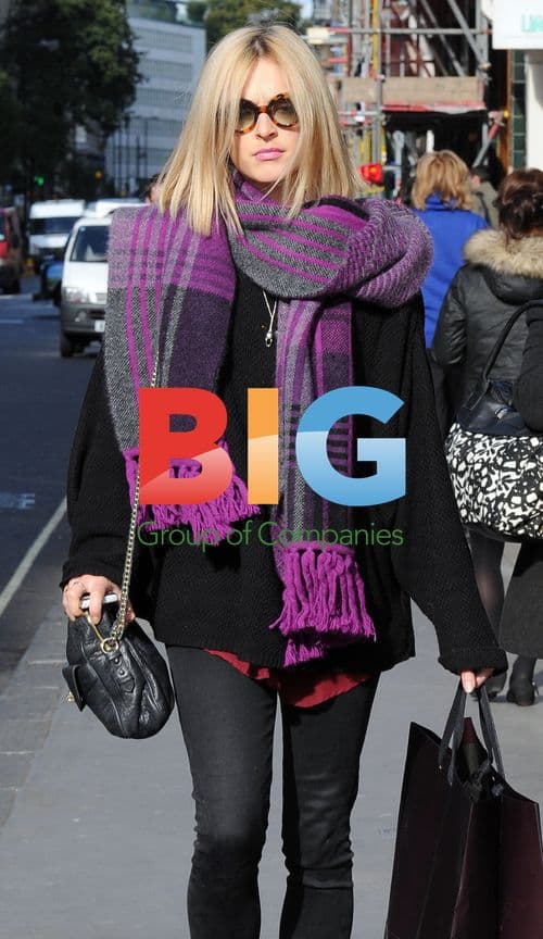 Fearne Cotton Leaves BBC Radio 1