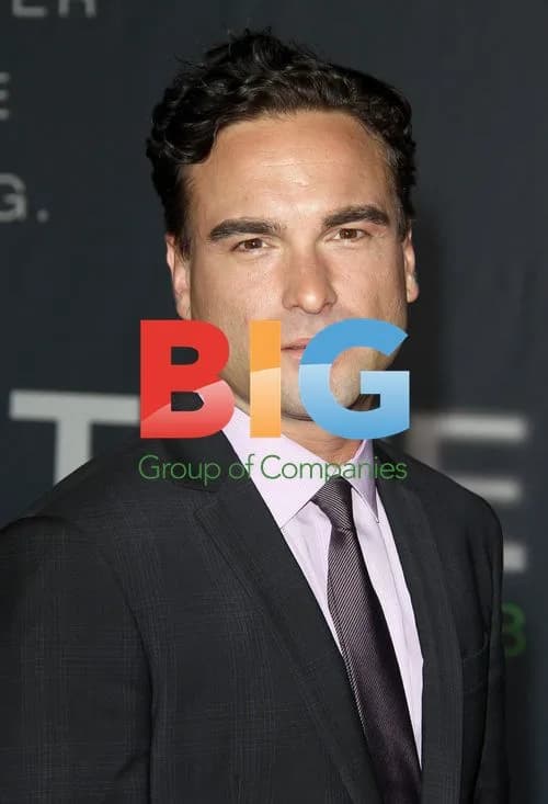 Johnny Galecki at "In Time" Premiere