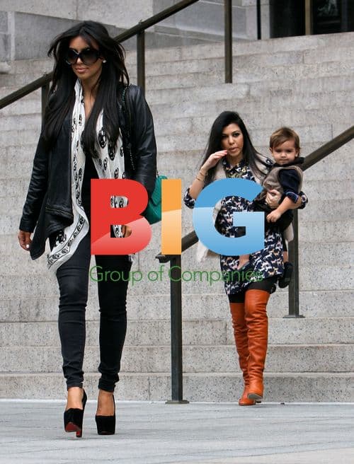 Kardashian Family Museum Visit