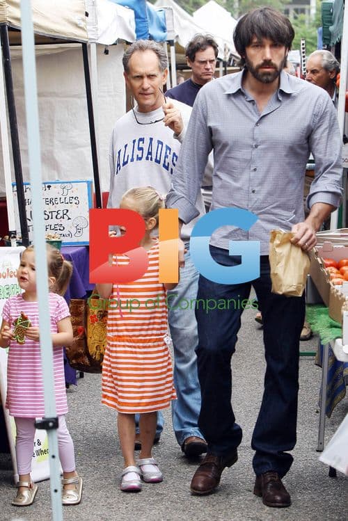 Ben Affleck and Daughters at Farmers Market