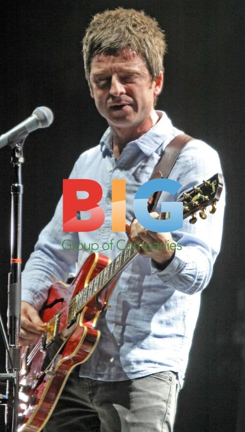 Noel Gallagher Performs Live in Manchester