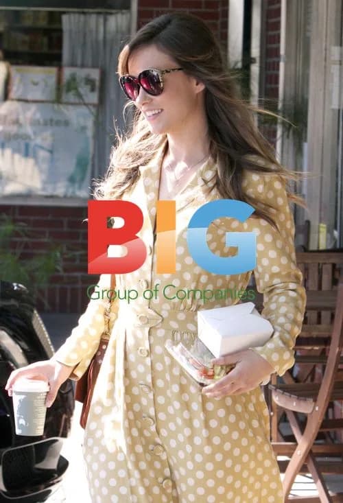 Olivia Wilde Leaves Restaurant