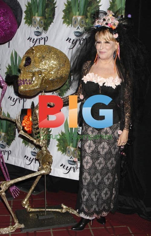 Bette Midler at Hulaween Gala