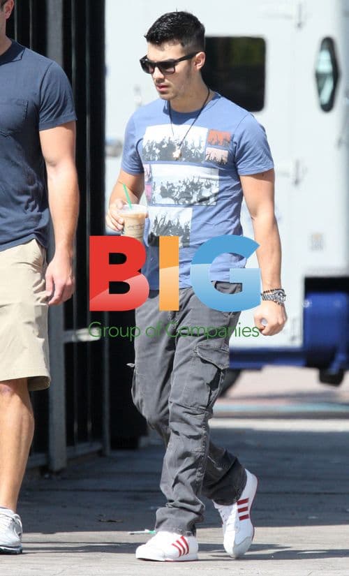 Joe Jonas grabs coffee in West Hollywood