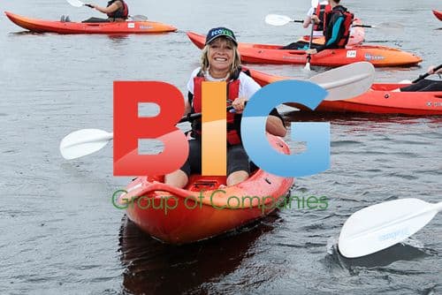 Jo Wood kayaks for WWF Blue Mile