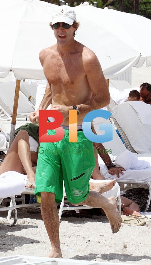 Michael Bay Relaxing on Miami Beach