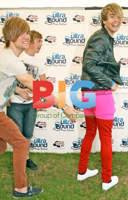 Twenty Twenty at Ultrasound Music Festival 2011