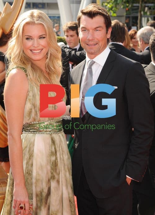 Rebecca Romijn and Jerry O'Connell at 2011 Primetime Creative Arts Emmys