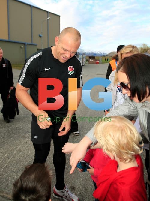 Mike Tindall at Rugby Training in Queenstown