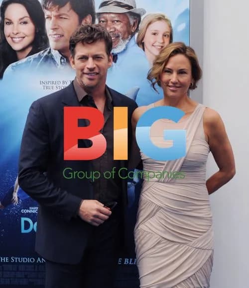 Harry Connick Jr. and Jill Goodacre at 'Dolphin Tale' Premiere