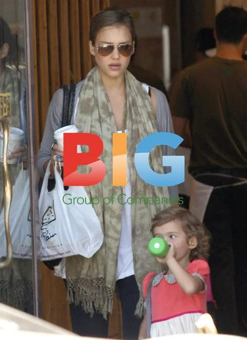 Jessica Alba and her daughter Honor in Beverly Hills