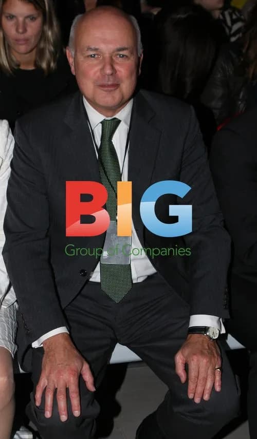 Ian Duncan Smith at Amanda Wakeley Fashion Show