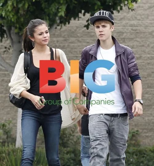 Justin Bieber and Selena Gomez Shopping
