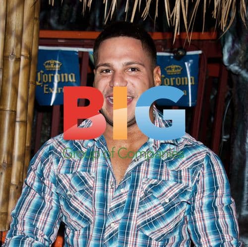 Ronnie Ortiz-Magro Hosts Back 2 School Party