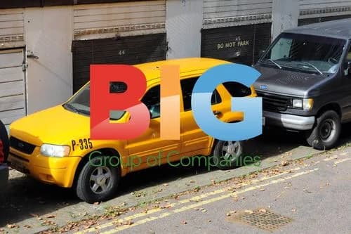 Brad Pitt filming 'World War Zed' in London