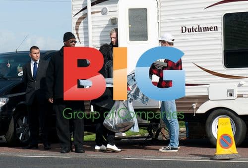 Rihanna and Calvin Harris on set, Belfast