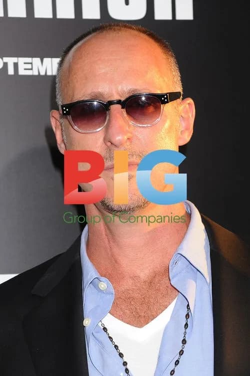 Gavin O'Connor at "Warrior" premiere