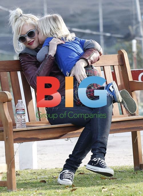 Gwen Stefani and Gavin Rossdale with Kids in LA